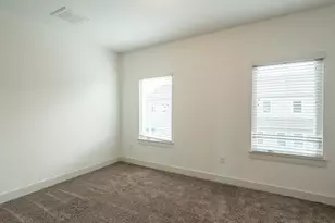 7204 Bassett Ct, Austin, TX 78741 - Photo 18