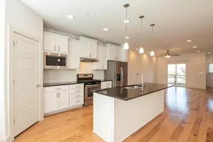 7204 Bassett Ct, Austin, TX 78741 - Photo 2