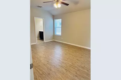 1404 Walden Pond Drive, Pflugerville, TX 78660 - Photo 12