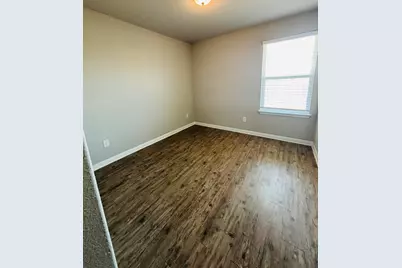 1404 Walden Pond Drive, Pflugerville, TX 78660 - Photo 18