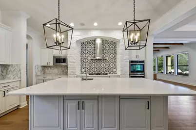 7805 Bettis Trophy Drive, Austin, TX 78739 - Photo 14
