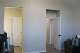 220 Tahitian Dr, Bastrop, TX 78602 - Photo 14