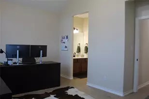 220 Tahitian Dr, Bastrop, TX 78602 - Photo 16