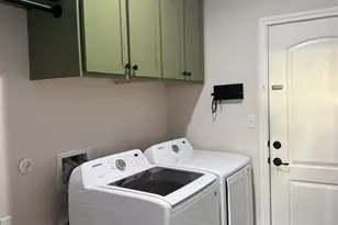 220 Tahitian Dr, Bastrop, TX 78602 - Photo 28