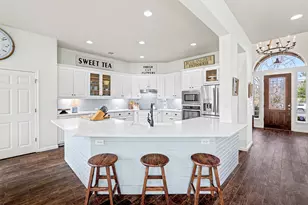 134 Fairwood Dr, Georgetown, TX 78628 - Photo 12