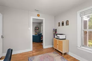 2609 Willow St, Austin, TX 78702 - Photo 20