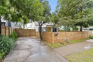 2609 Willow St, Austin, TX 78702 - Photo 4