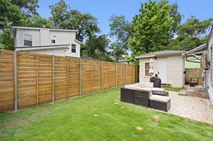 2609 Willow St, Austin, TX 78702 - Photo 24