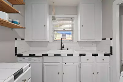 2609 Willow Street #1, Austin, TX 78702 - Photo 16