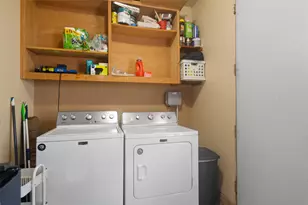 2609 Willow St, Austin, TX 78702 - Photo 30