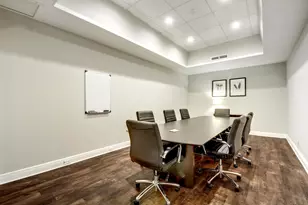 935 La Posada Dr, Austin, TX 78752 - Photo 32