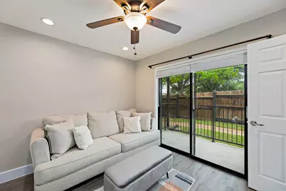 935 La Posada Drive #128, Austin, TX 78752 - Photo 20