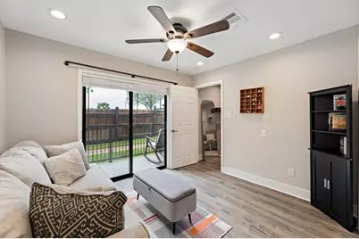 935 La Posada Drive #128, Austin, TX 78752 - Photo 20