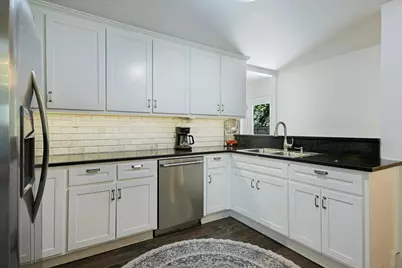 605 Deep Eddy Avenue, Austin, TX 78703 - Photo 10
