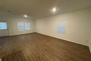 502 Thunderstorm Ave, Lockhart, TX 78644 - Photo 6