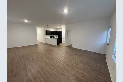 502 Thunderstorm Avenue, Lockhart, TX 78644 - Photo 4