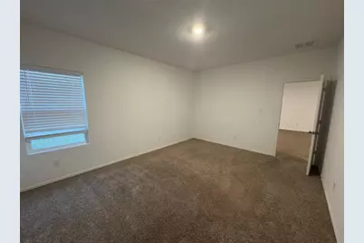 502 Thunderstorm Avenue, Lockhart, TX 78644 - Photo 16