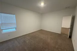 502 Thunderstorm Ave, Lockhart, TX 78644 - Photo 16