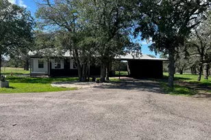 111 Chris Ln, Florence, TX 76527 - Photo 14