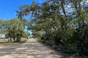 111 Chris Ln, Florence, TX 76527 - Photo 24
