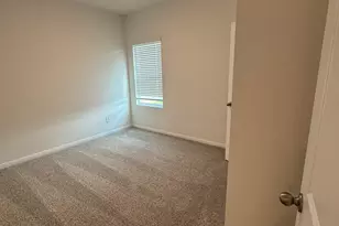 311 Yellowstone Dr, Kyle, TX 78640 - Photo 10