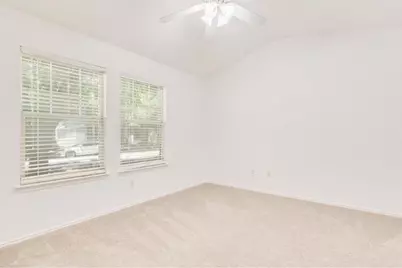 158 Hogan, Kyle, TX 78640 - Photo 16