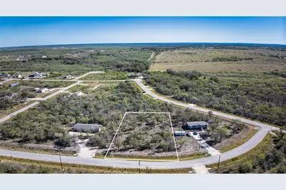 137 Baylen Clifton Lane, Lockhart, TX 78644 - Photo 8