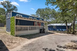 218 Leisure Ln, Cedar Creek, TX 78612 - Photo 8