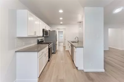 707 E Central Drive, Georgetown, TX 78628 - Photo 8