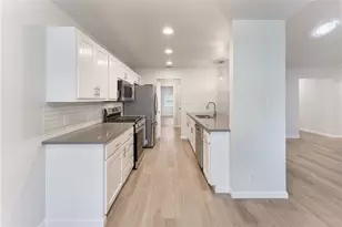 707 E Central Dr, Georgetown, TX 78628 - Photo 8