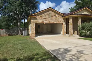 141 Kokomo Ln, Bastrop, TX 78602 - Photo 4