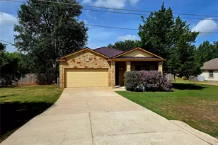141 Kokomo Ln, Bastrop, TX 78602 - Photo 1