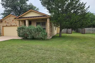 141 Kokomo Ln, Bastrop, TX 78602 - Photo 2