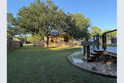 141 Kokomo Lane, Bastrop, TX 78602 - Photo 30