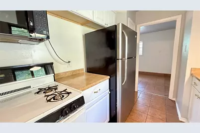 5213 Halmark Drive, Austin, TX 78723 - Photo 8