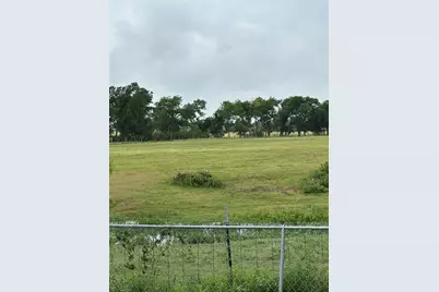 3007 County Road 303, Jarrell, TX 76537 - Photo 32