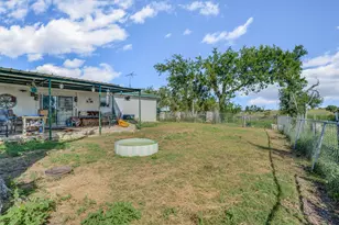 3007 County Rd 303, Jarrell, TX 76537 - Photo 16