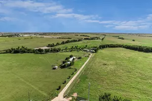 3007 County Rd 303, Jarrell, TX 76537 - Photo 22