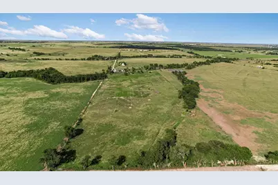 3007 County Road 303, Jarrell, TX 76537 - Photo 24
