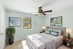 903 Mimosa Dr, Lockhart, TX 78644 - Photo 4