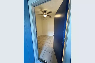 4322 Gillis Street #206, Austin, TX 78745 - Photo 4