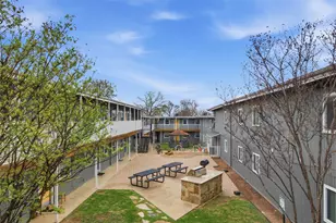 2401 Manor Rd, Austin, TX 78722 - Photo 22