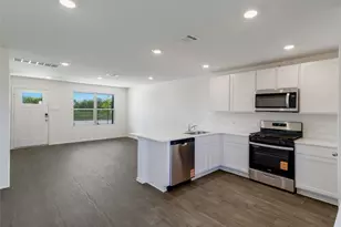 175 Safflower Dr, Uhland, TX 78640 - Photo 10