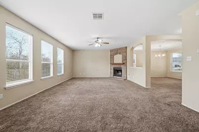 12621 Wayne Spur Lane, Elgin, TX 78621 - Photo 6