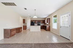 12621 Waynespur Ln, Elgin, TX 78621 - Photo 12