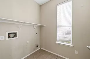 12621 Waynespur Ln, Elgin, TX 78621 - Photo 26