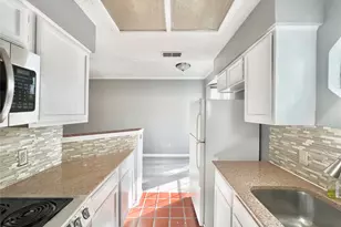 3111 Tom Green St, Austin, TX 78705 - Photo 6