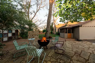 1202 Pecan Street, Bastrop, TX 78602 - Photo 30