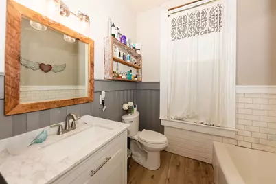 1202 Pecan Street, Bastrop, TX 78602 - Photo 4