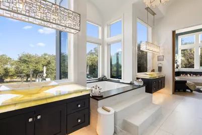 1534 Circolare, New Braunfels, TX 78132 - Photo 14